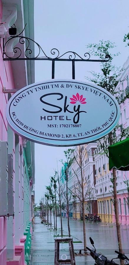 Sky Hotel Phu Quoc Exteriör bild