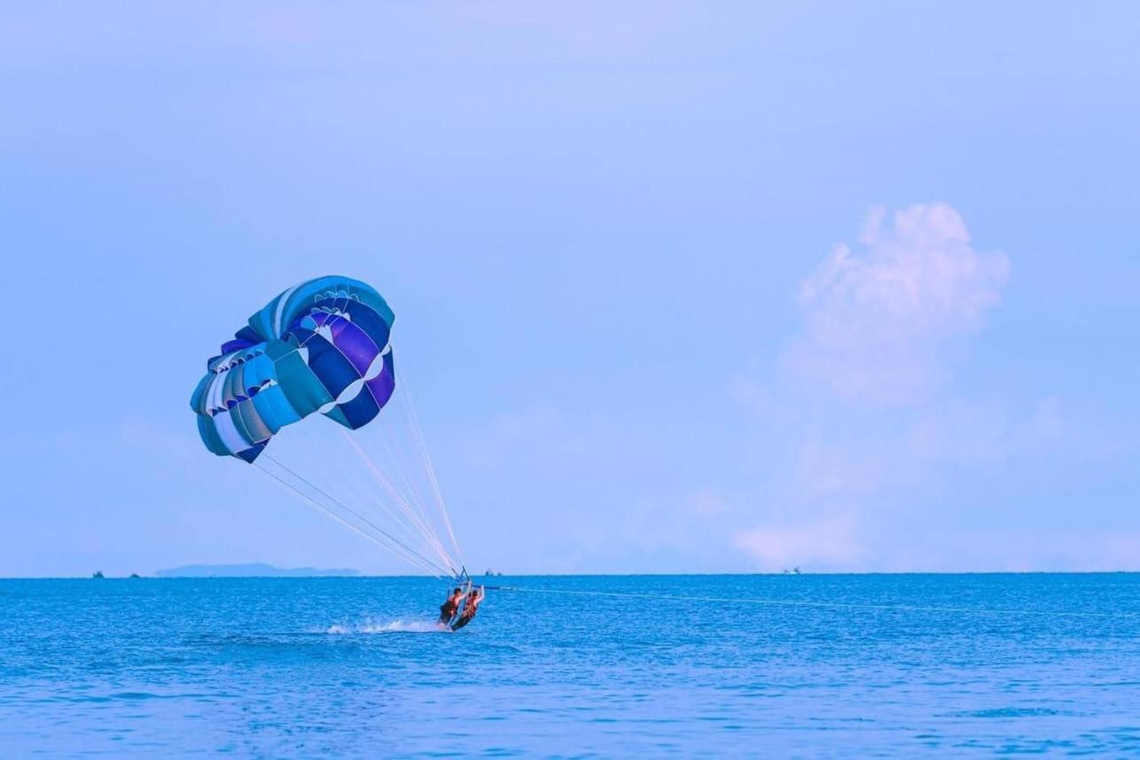 Sky Hotel Phu Quoc Exteriör bild