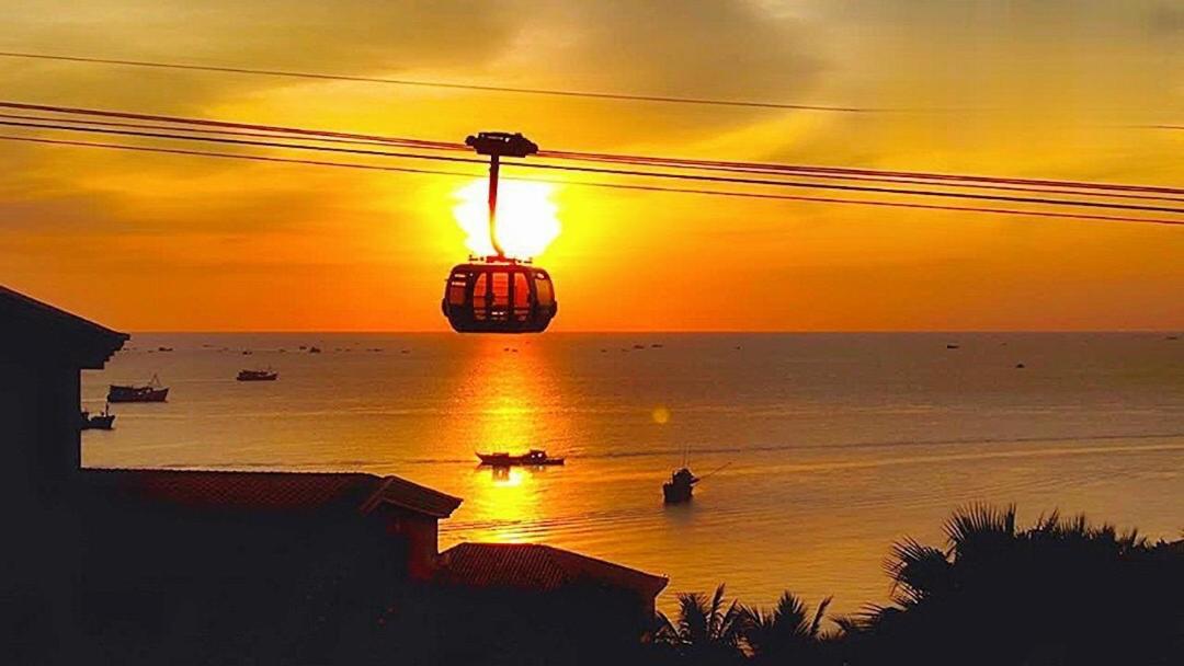 Sky Hotel Phu Quoc Exteriör bild